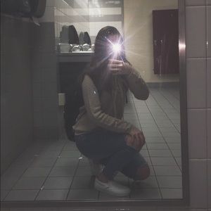 Meet your Posher, Shay